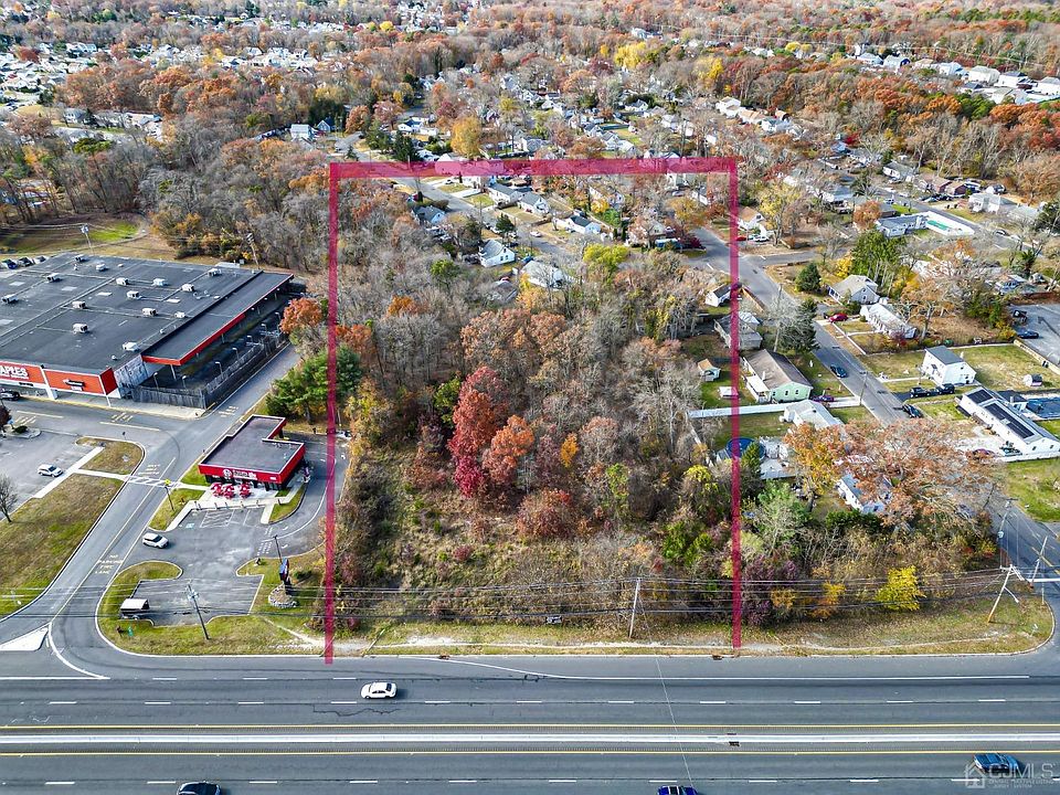 1st image of 9 Us Highway 9