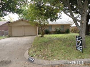 2317 April Ln, Grand Prairie, TX 75050