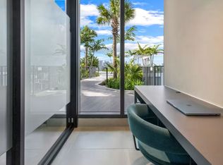 135 NW 24th St #222, Miami, FL 33127