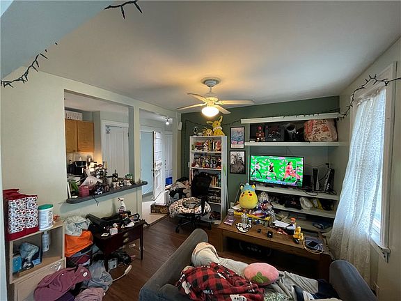 5th image of 76 Gold St