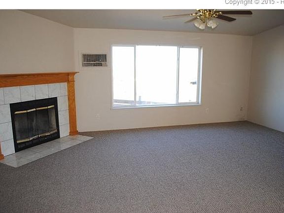 4th image of 19865 Oasis Ave