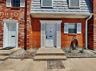 931 Roaring Springs Rd, Fort Worth, TX 76114