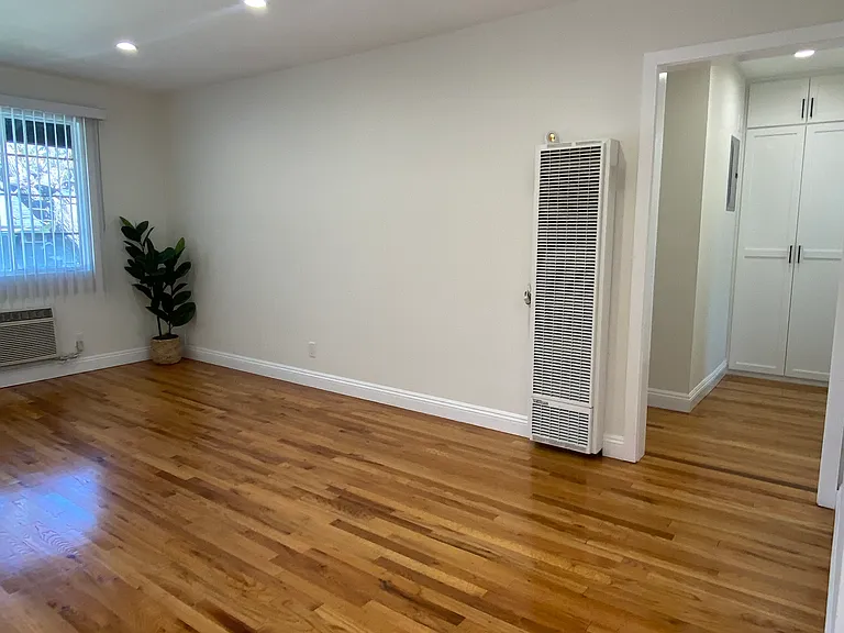 1778 Grevelia St #1778 — Photo 9