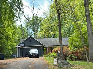 13128 Colton Ln, Gaithersburg, MD 20878