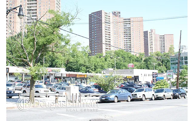 Sold by Douglas Elliman | media 16