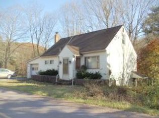 1505 Moonlite Park Rd, Hollsopple, PA 15935