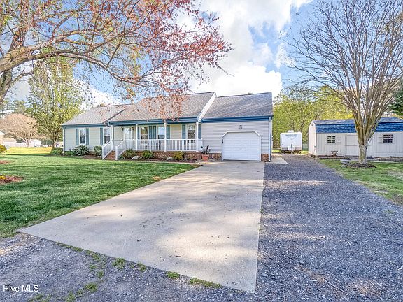 2nd image of 109 Streamdale Court