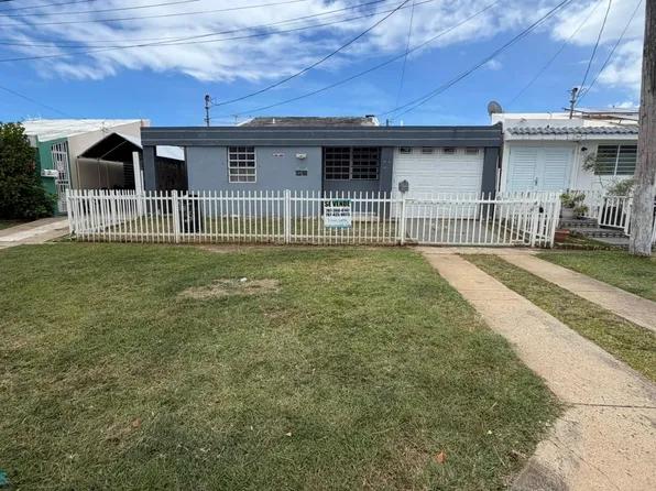 3 Urb Villa La Pier #B32, Guayama, PR 00784