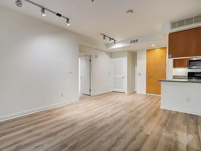 Old Pasadena Collection Apartments — Photo 6