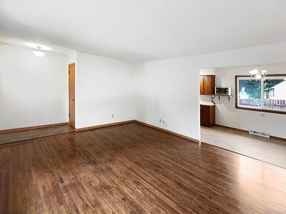 4th image of 5801 Boone Ave N