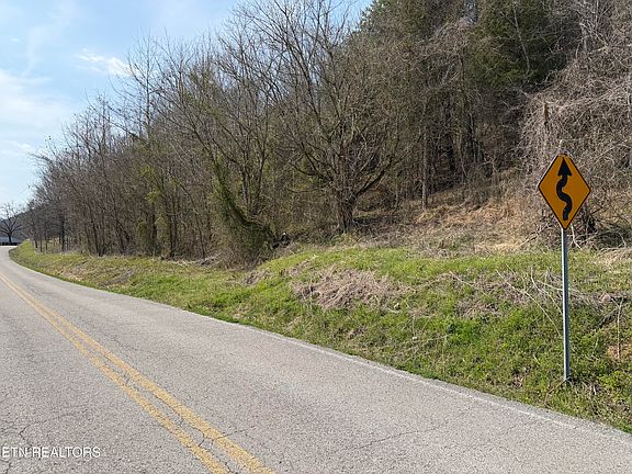 2nd image of War Creek Rd