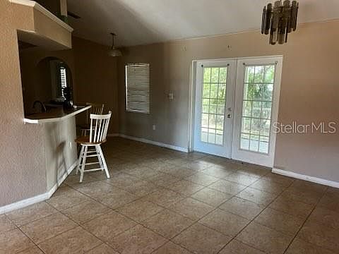 2nd image of 220 PALMETTO CIRCLE NE