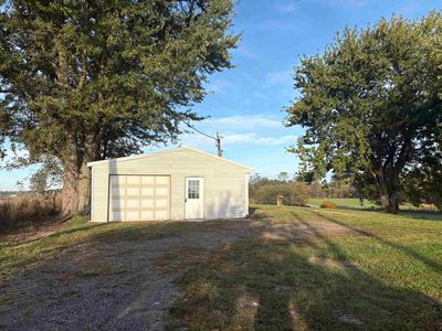 5691 S M 52, Perry, MI, 48872