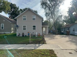 254 Idaho Ave SE, Huron, SD 57350