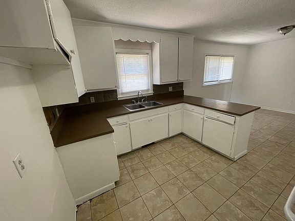4th image of 2026 S Morgan St