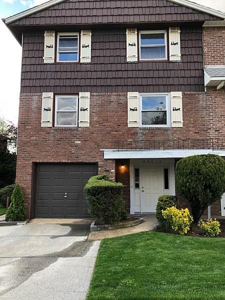 1st image of 22415 57th Ave