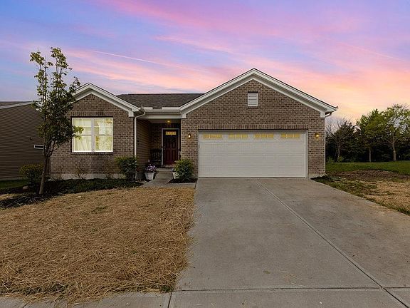 3rd image of 1051 Arbor Springs Dr