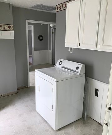 4th image of 513 Gray Dr