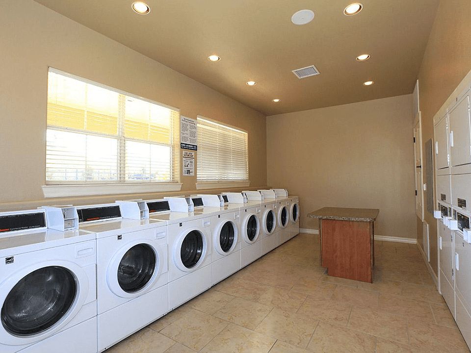 Laundry Center