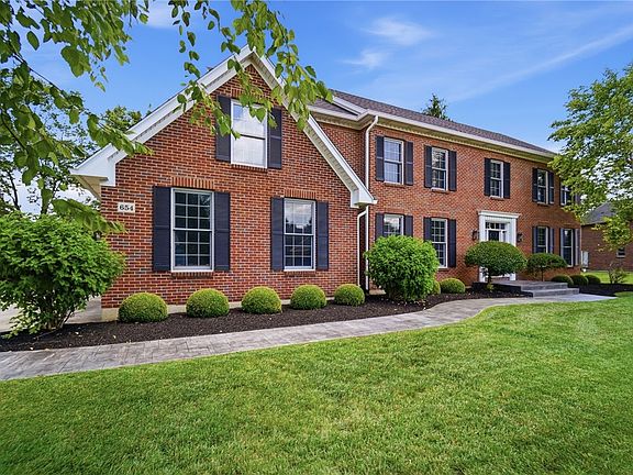 2nd image of 654 Beechwood Dr