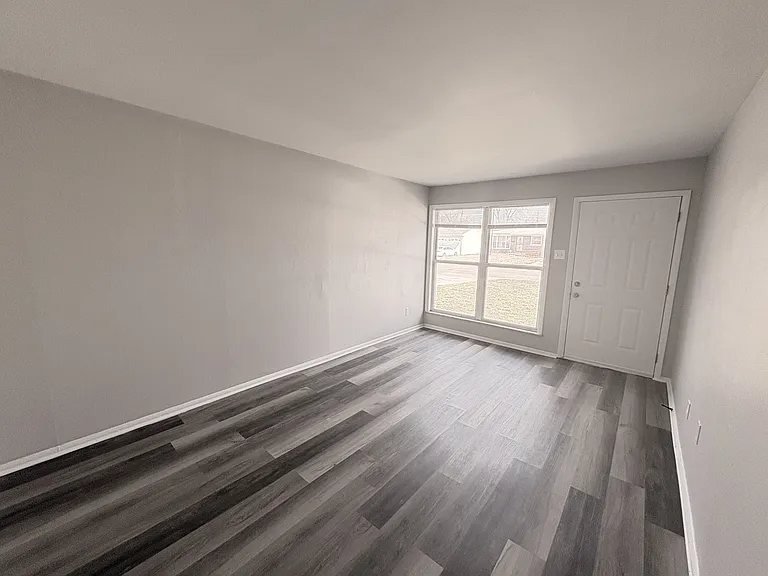 297 Saint Eugene Ln — Photo 3