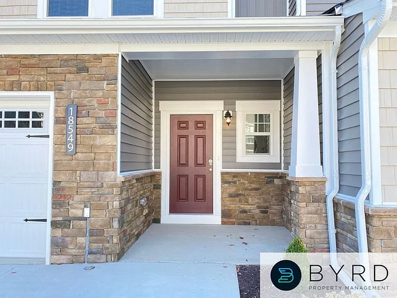 3 bed, 2.5 bath, 1836 sqft, $2,595 — Photo 4