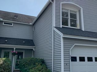 26 Edgewater Est, Plattsburgh, NY 12901