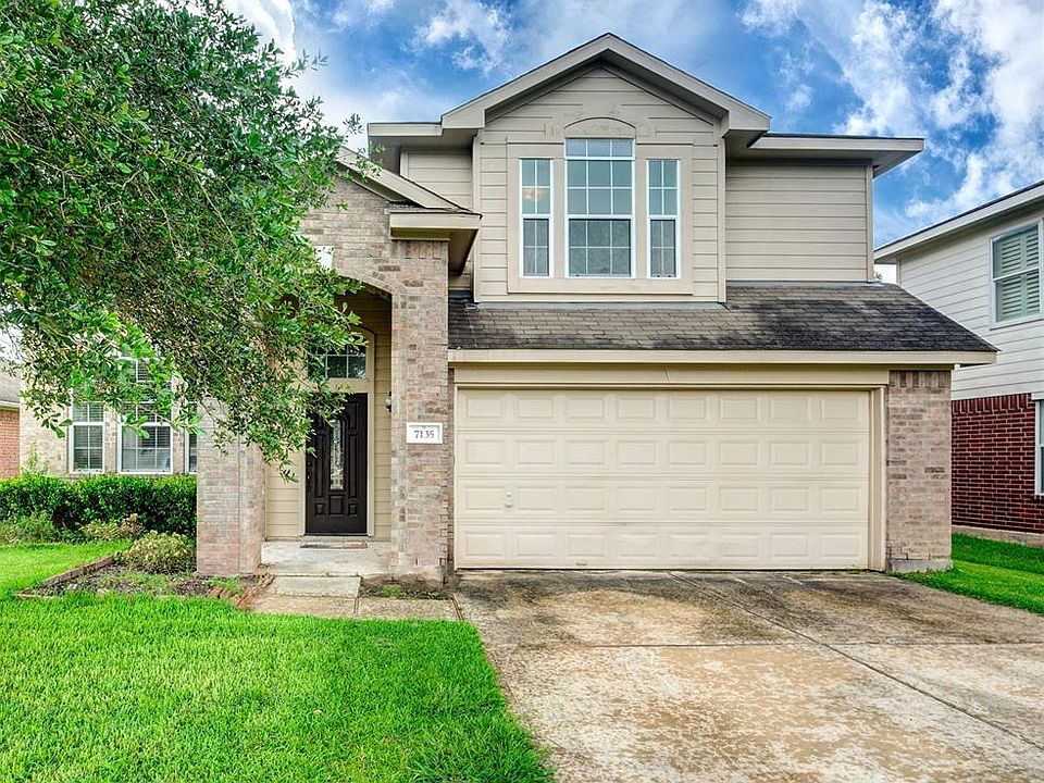 1st image of 7135 Roundrock Park Ln