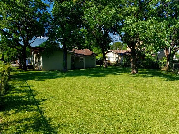 3rd image of 3104 Shiloh Ln