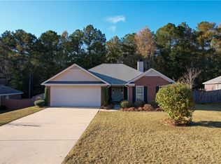 210 Oak Park Dr, Opelika, AL 36801