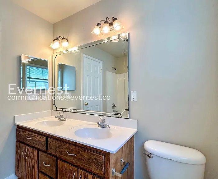 1713 Jacquelin St — Photo 13