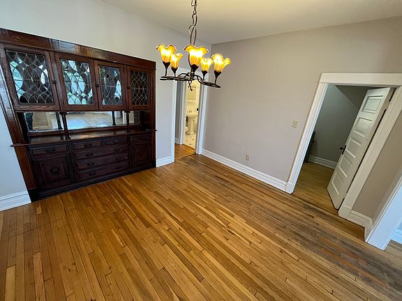 5th image of 2827 W Fullerton Ave #1