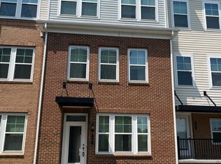 90 Fleet St, North Brunswick, NJ 08902