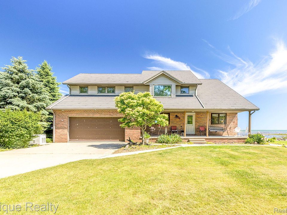 1st image of 6455 Lakeview Dr
