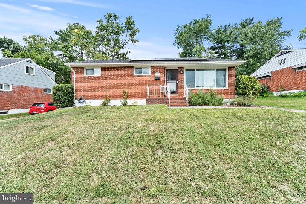 8426 Avery Rd, Baltimore, MD 21237