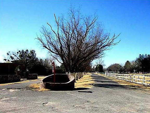 5th image of 7 Briarside Ln