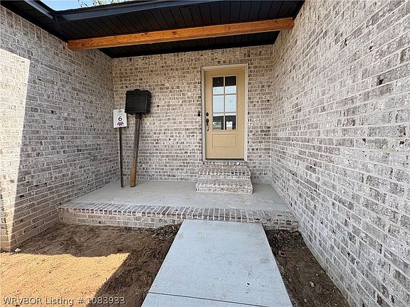 3rd image of 1129 Hunter Dr