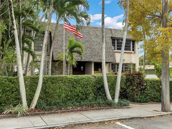 2132 NE 171st St, North Miami Beach, FL 33162