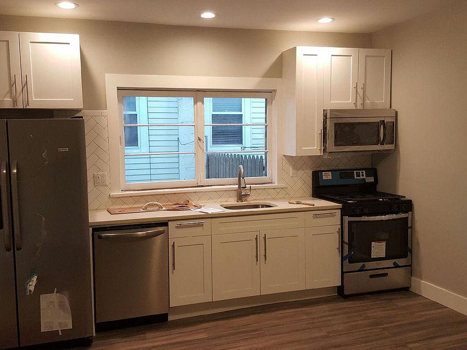 Newly renovated kitchen 