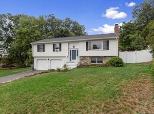 6 Wallop School Rd, Enfield, CT 06082