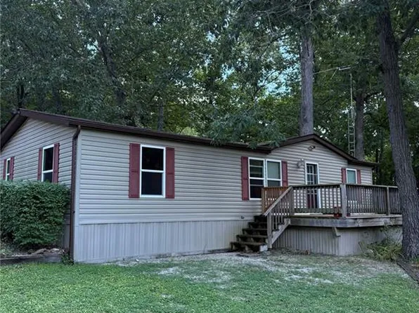 4126 Holt Rd, Wentzville, MO 63385