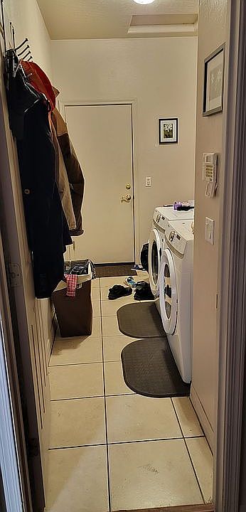 1st image of 9009 S 7th Dr