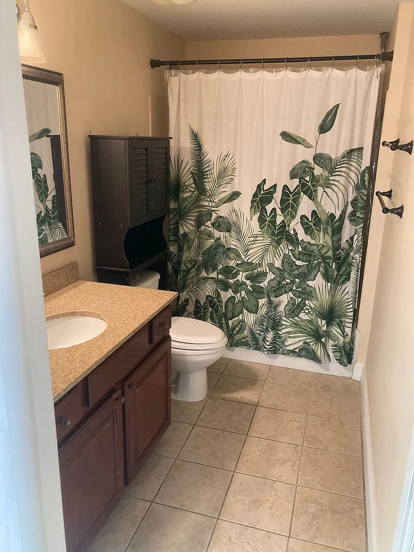 Tallahassee Center 706B — Photo 4