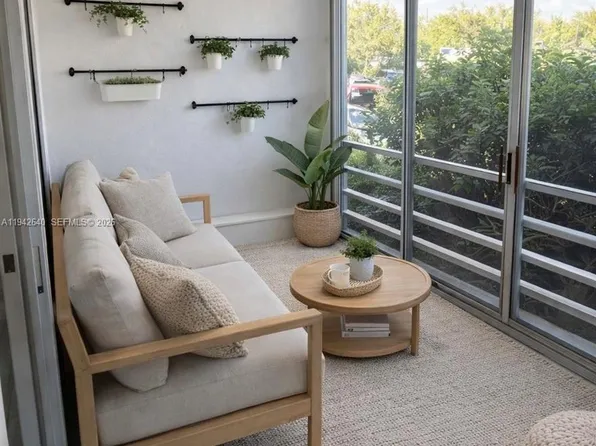 501 E Dania Beach Blvd #5-1B, Dania Beach, FL 33004