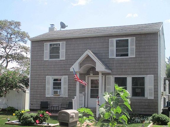 5th image of 22 Pearl Ave