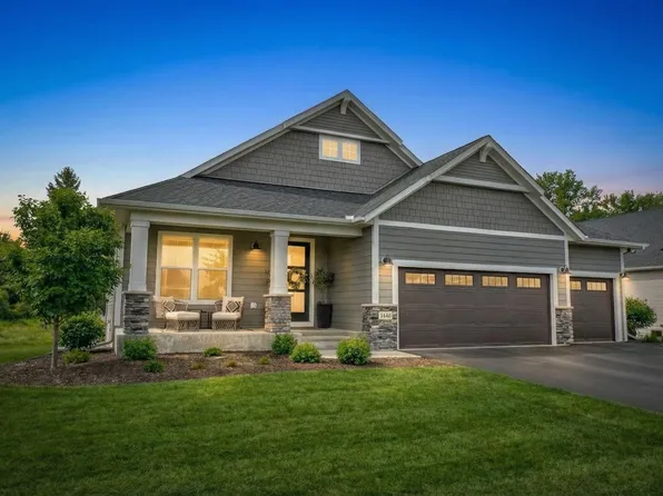 1446 Lee Cir, Hudson, WI 54016