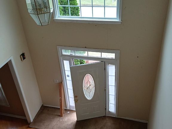 Front entry door way