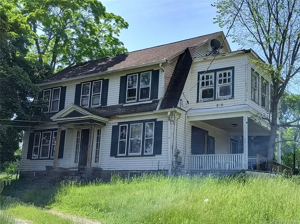 210 Manchester Rd, Poughkeepsie, NY 12603