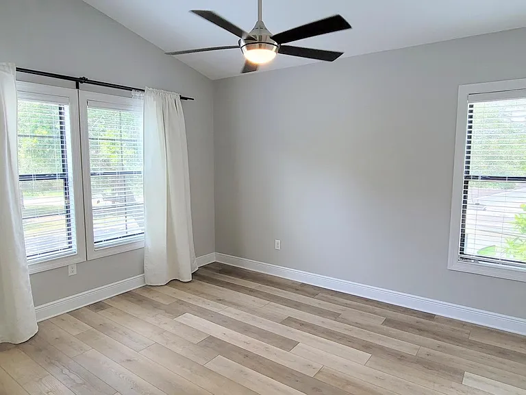 3608 W Clark Cir — Photo 17