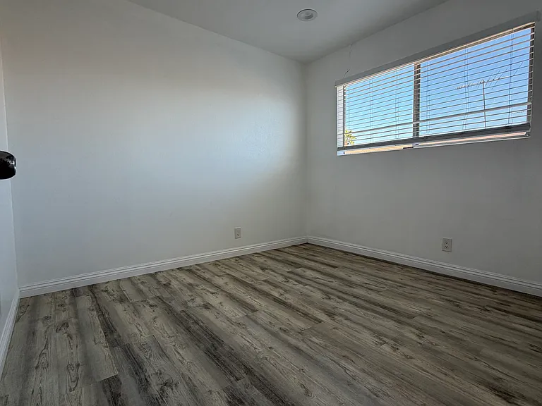 433 Cottage Home St #3 — Photo 8